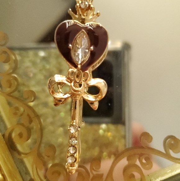 ❤Sailor moon heart wand key necklace - Picture 7 of 7
